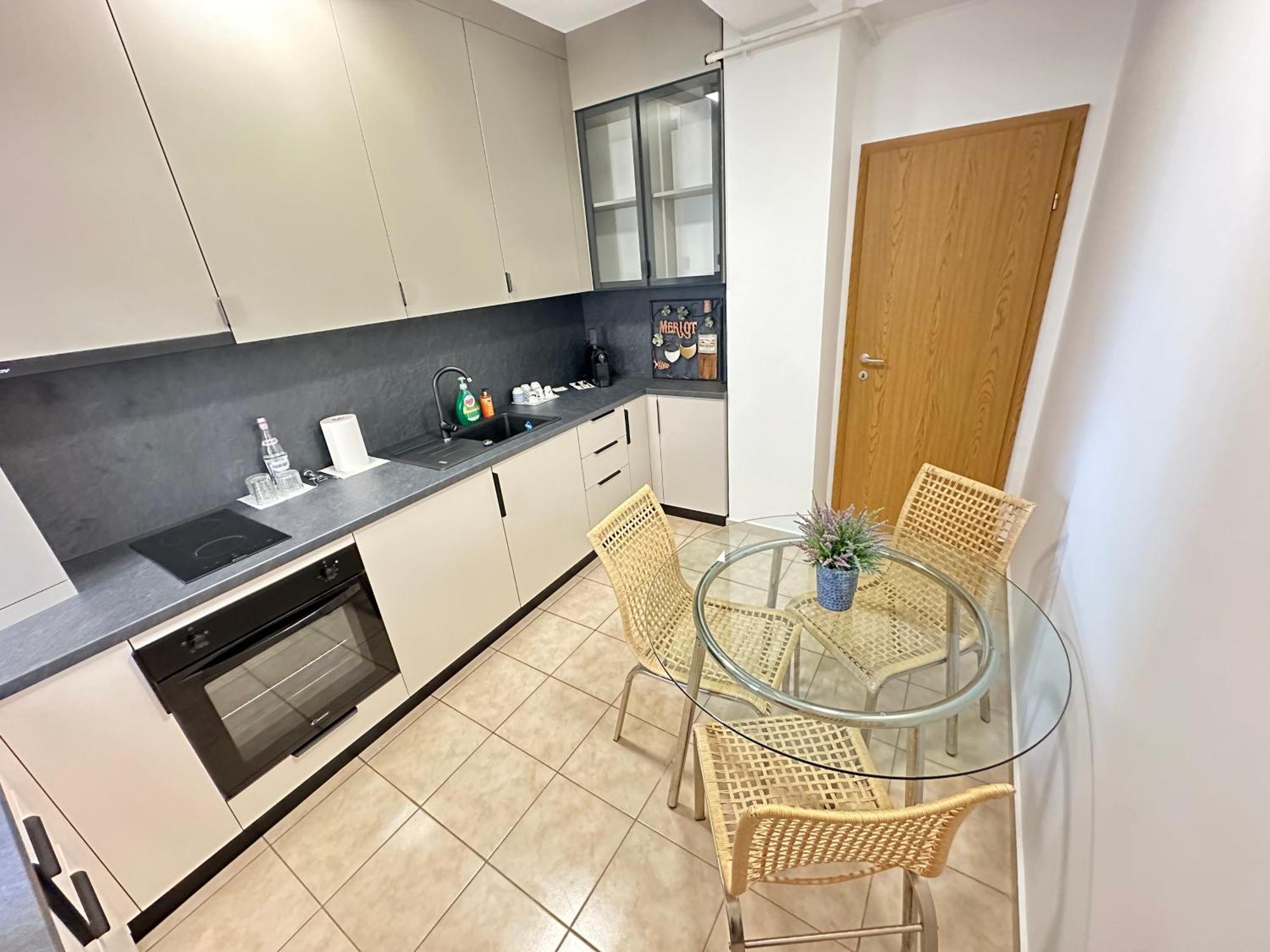 Centru Unirii Luxury Vip Palmier Apartament 2 Camere Cu Terasa Exterioara Amenajata ! Parcare Subterana Privata Climatizata Si Supravegheata Video Dar Doar Cu Rezervare In Limita Locurilor Disponibile !Proprietate In Regim Hoteliep - Nu Are Bucatarie Bucarest Esterno foto